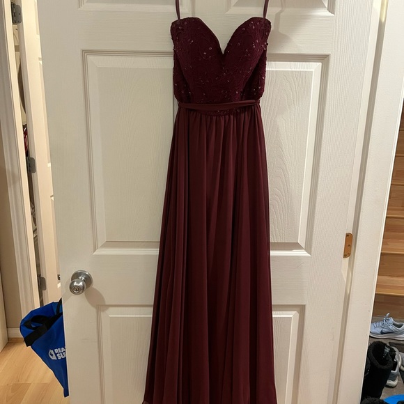 Mori Lee bridesmaid dress - size 4 - Picture 2 of 5